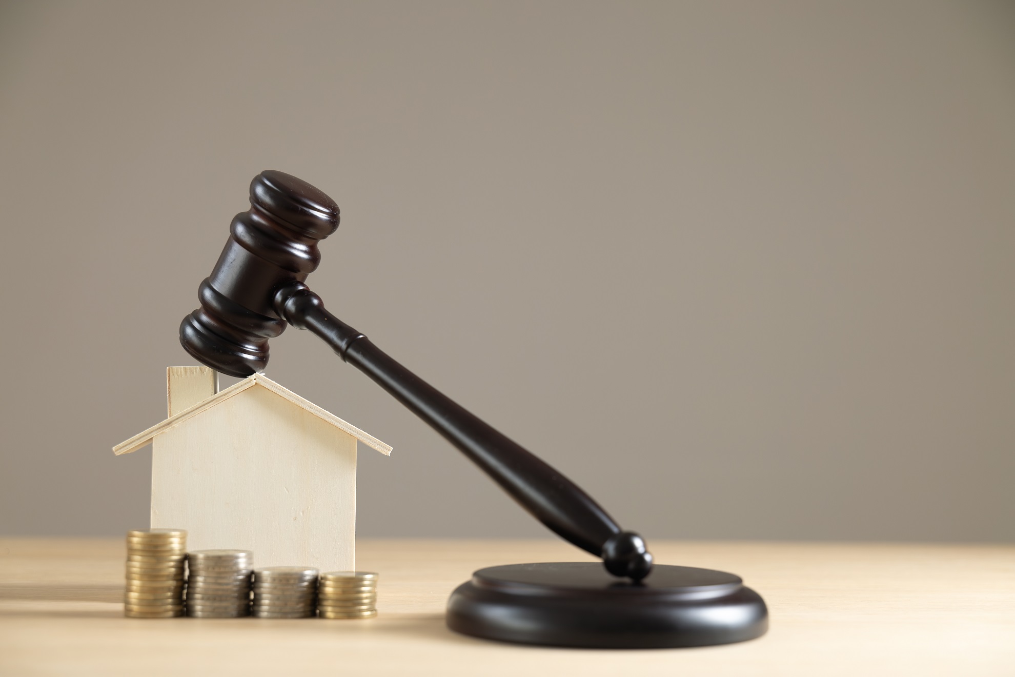 Is Your Mortgage Underwater? Why Cash Buyers Might Be Your Best Exit Strategy