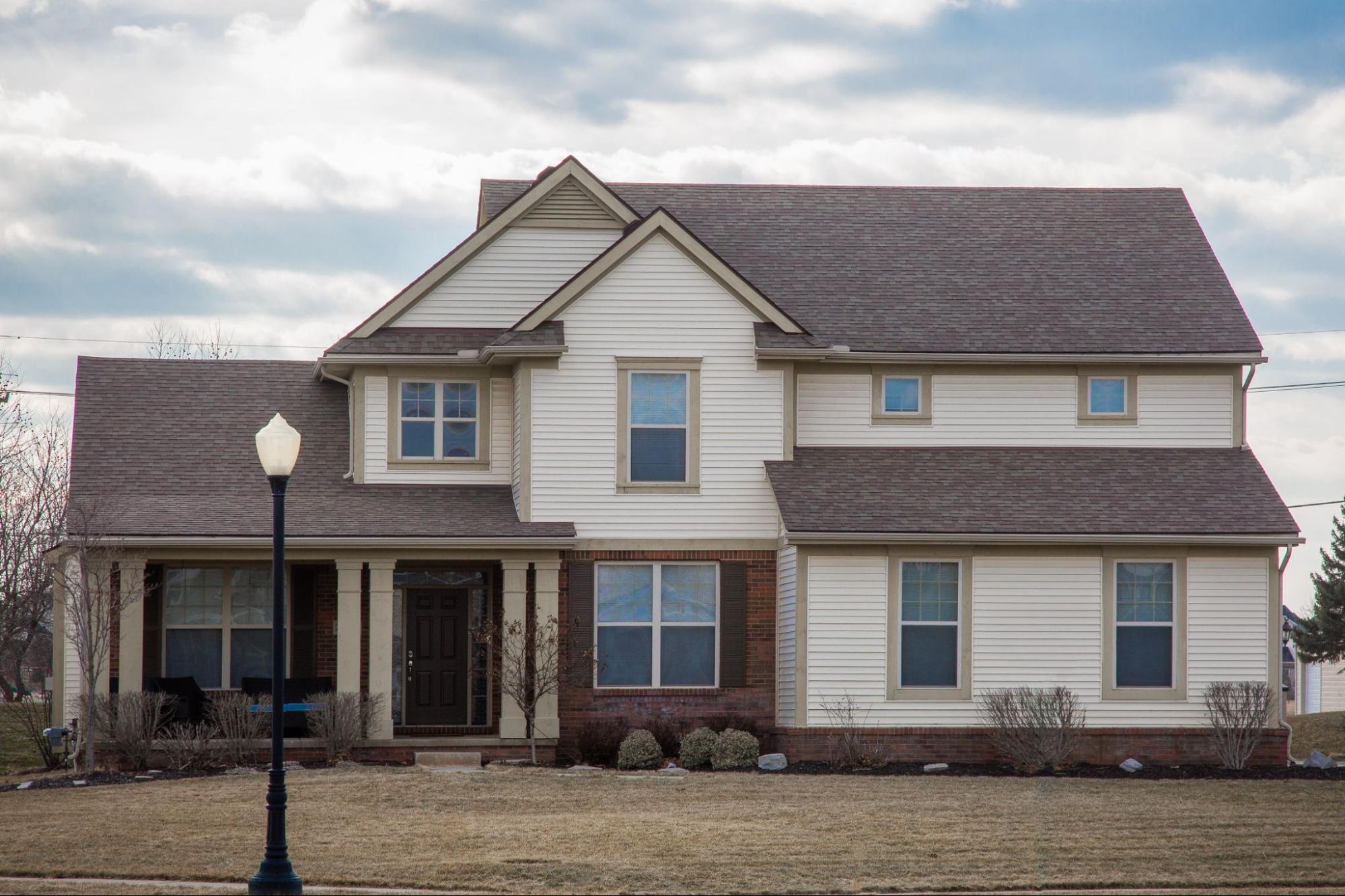 Can’t Afford to Update Your Old House in Cold Spring, KY? Here’s Why Cash Home Buyers Want It Anyway